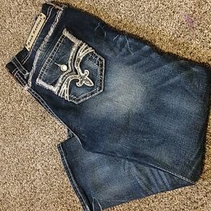 Rock revival  easy Capri